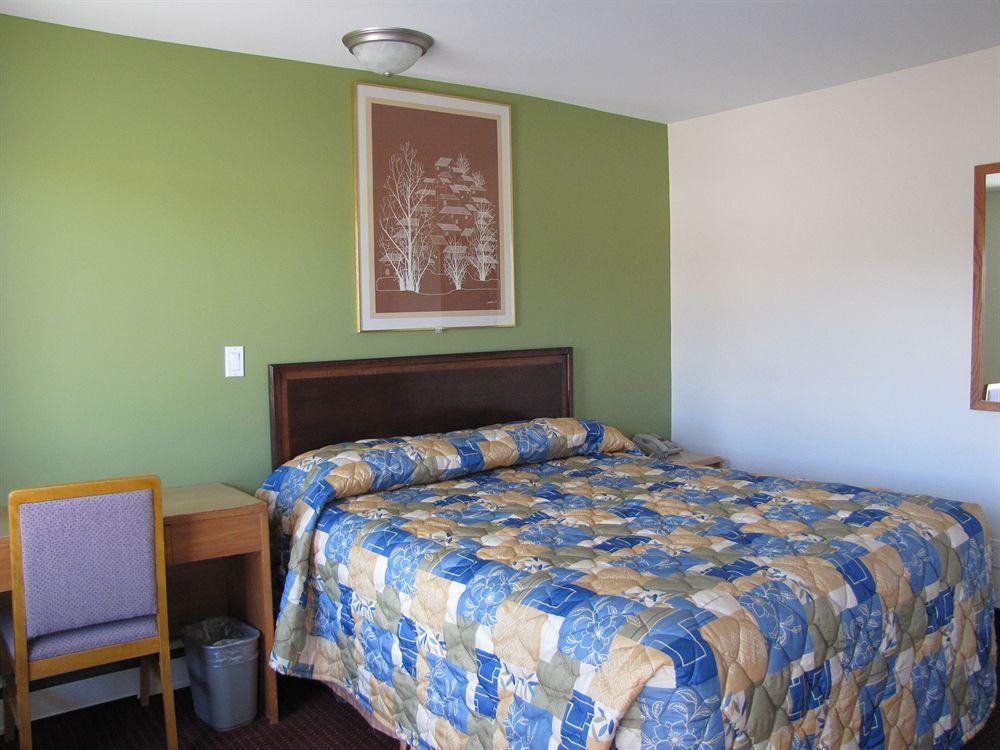 Lincoln Motel Sturgeon Falls Eksteriør bilde