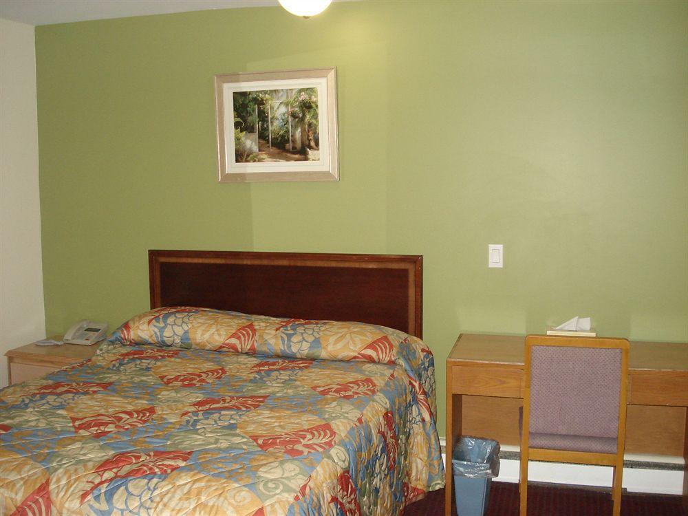 Lincoln Motel Sturgeon Falls Eksteriør bilde