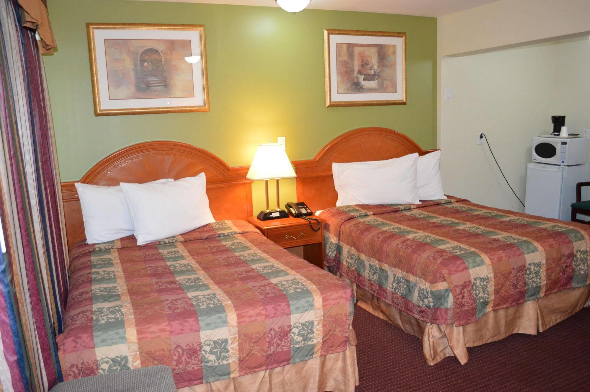 Lincoln Motel Sturgeon Falls Eksteriør bilde
